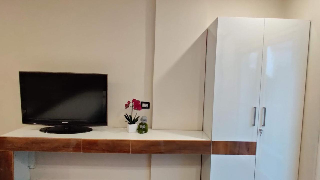 Restel Studio Flats Χιντεραμπάντ Εξωτερικό φωτογραφία